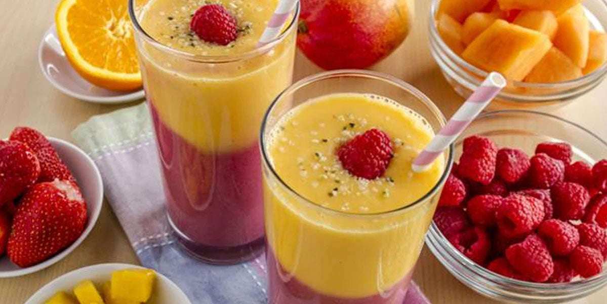 MANGO AND RASPBERRY SMOOTHIE
