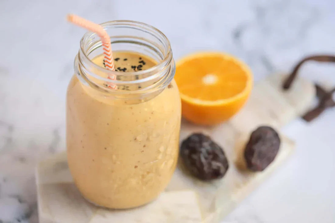 CREAMY ORANGE AND DATE SMOOTHIE