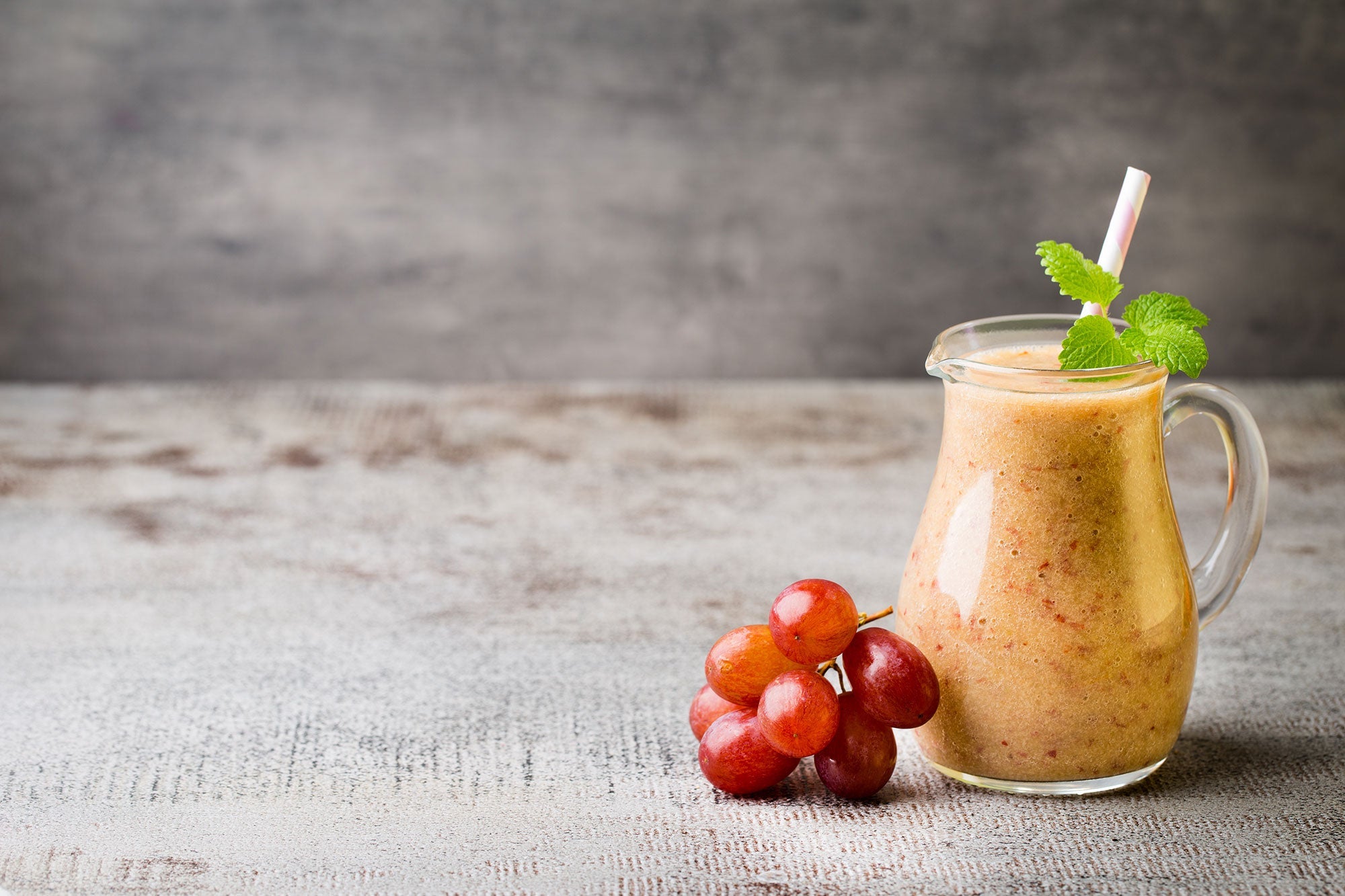 GRAPE SMOOTHIE