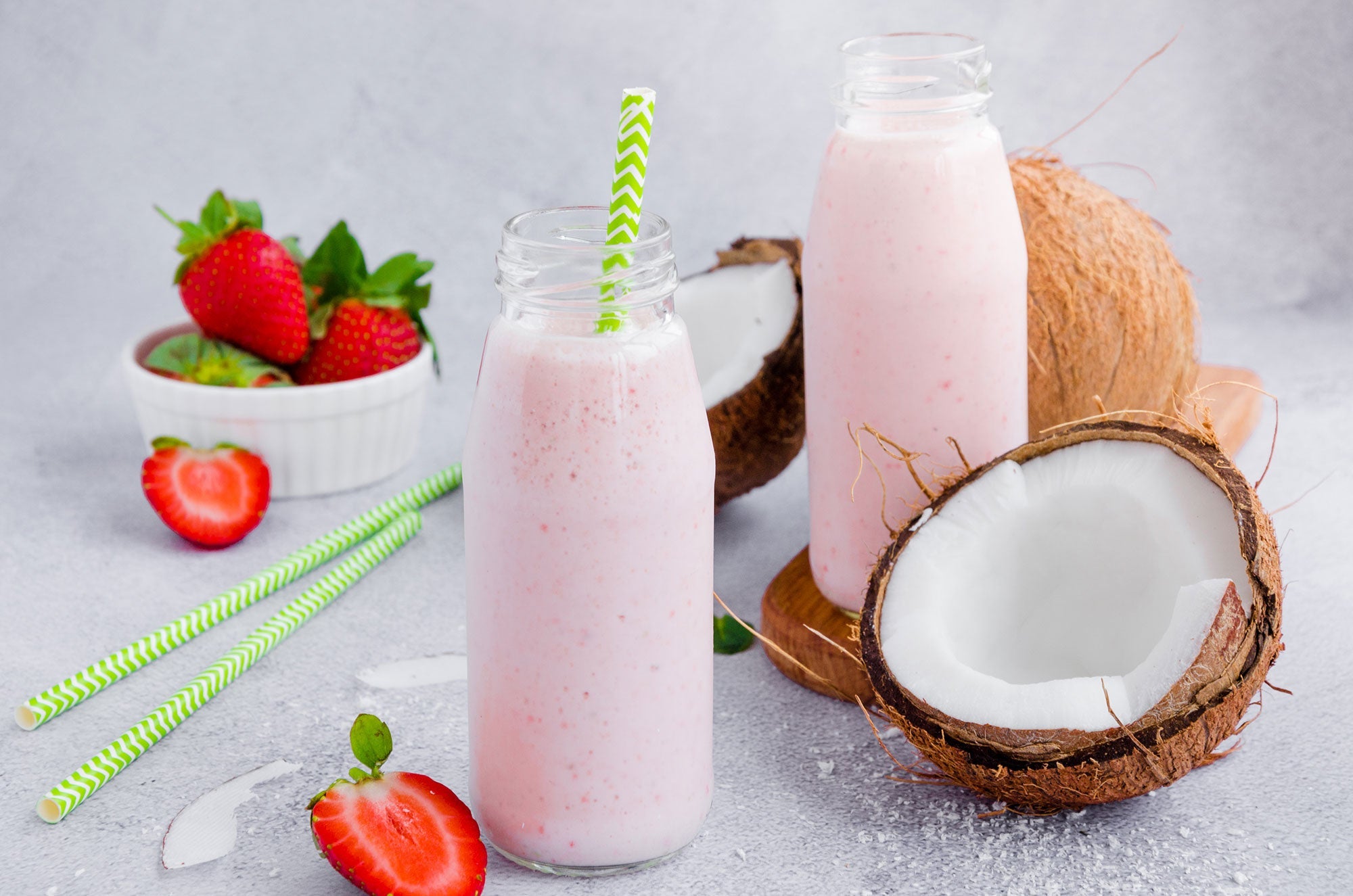 COCONUT MILK SMOOTHIE